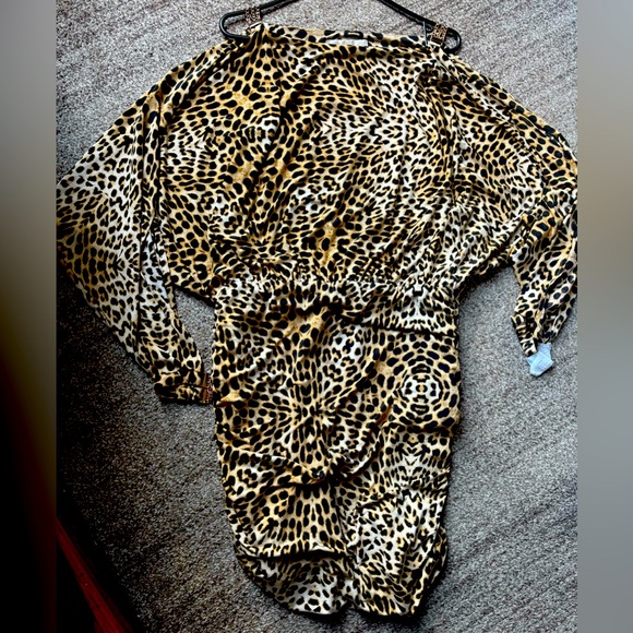 Boston Proper Leopard Print Dress with Chain Embellishments - Dolman Sleeves lge - Picture 1 of 3